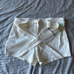 Vigoss Women's Cream Sara Short